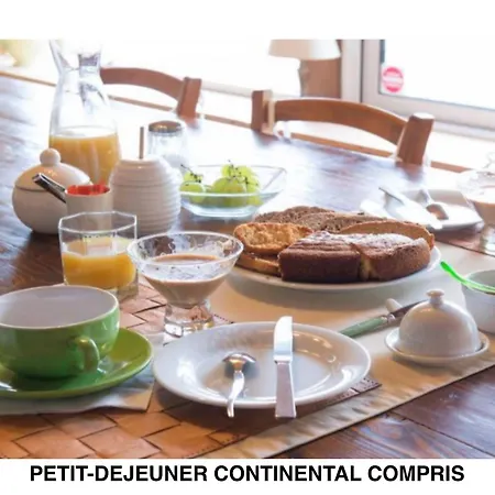 Chambres D'hotes - Au Domaine Des Camelias Bed & Breakfast *